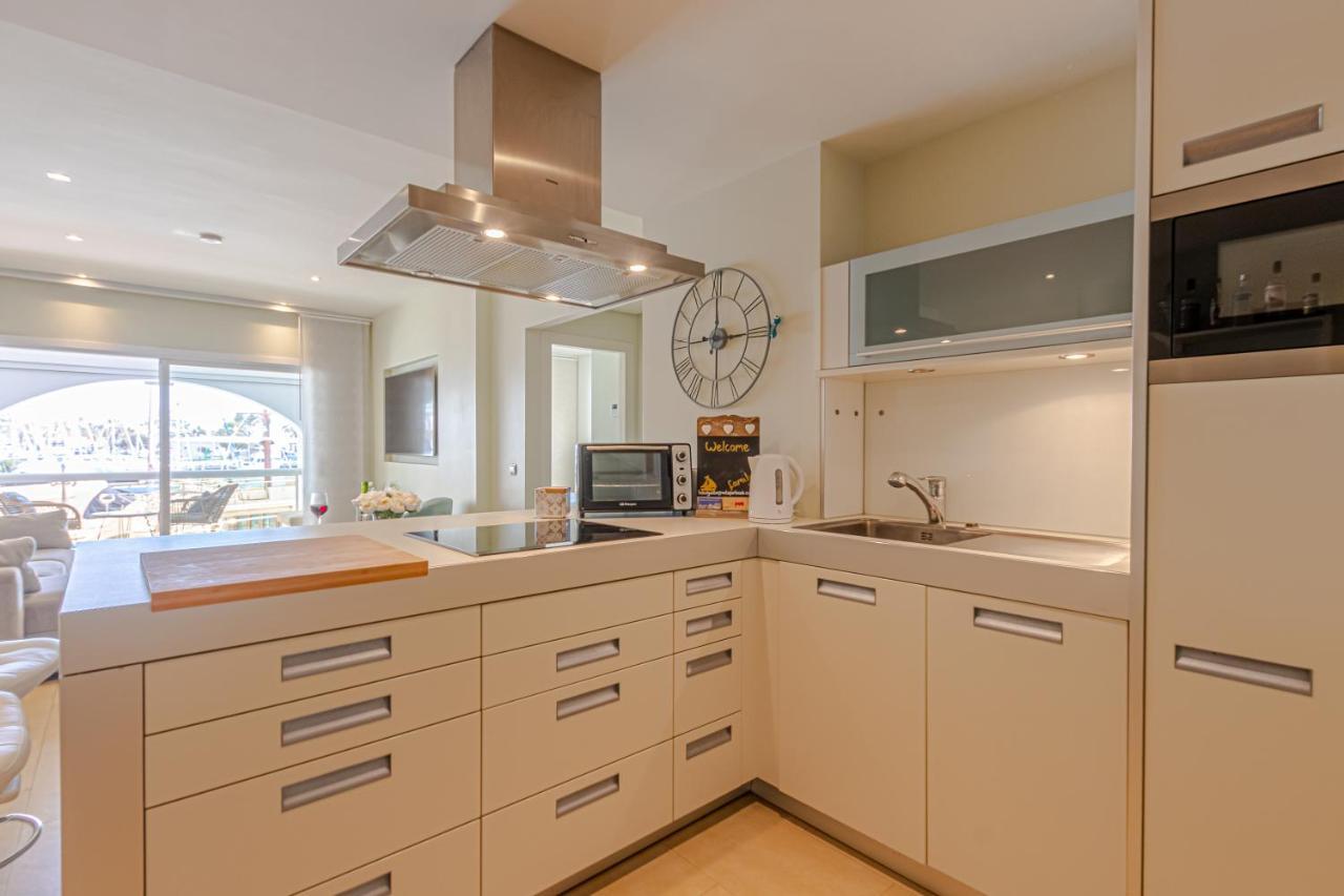 Puerto Marina Apartment Benalmadena Ngoại thất bức ảnh