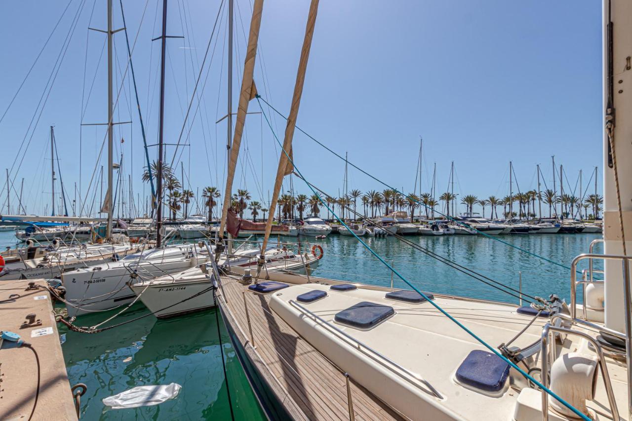 Puerto Marina Apartment Benalmadena Ngoại thất bức ảnh