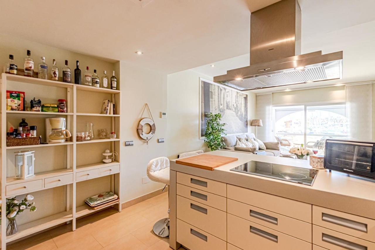 Puerto Marina Apartment Benalmadena Ngoại thất bức ảnh